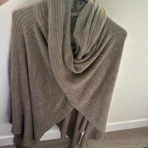 Barefoot Dreams CozyChic Lite Sweater. One Size Plus